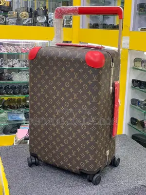 LOUIS VUITTON Luxury Luggage