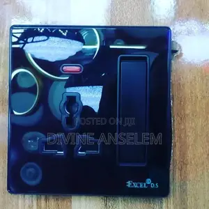 Black Socket