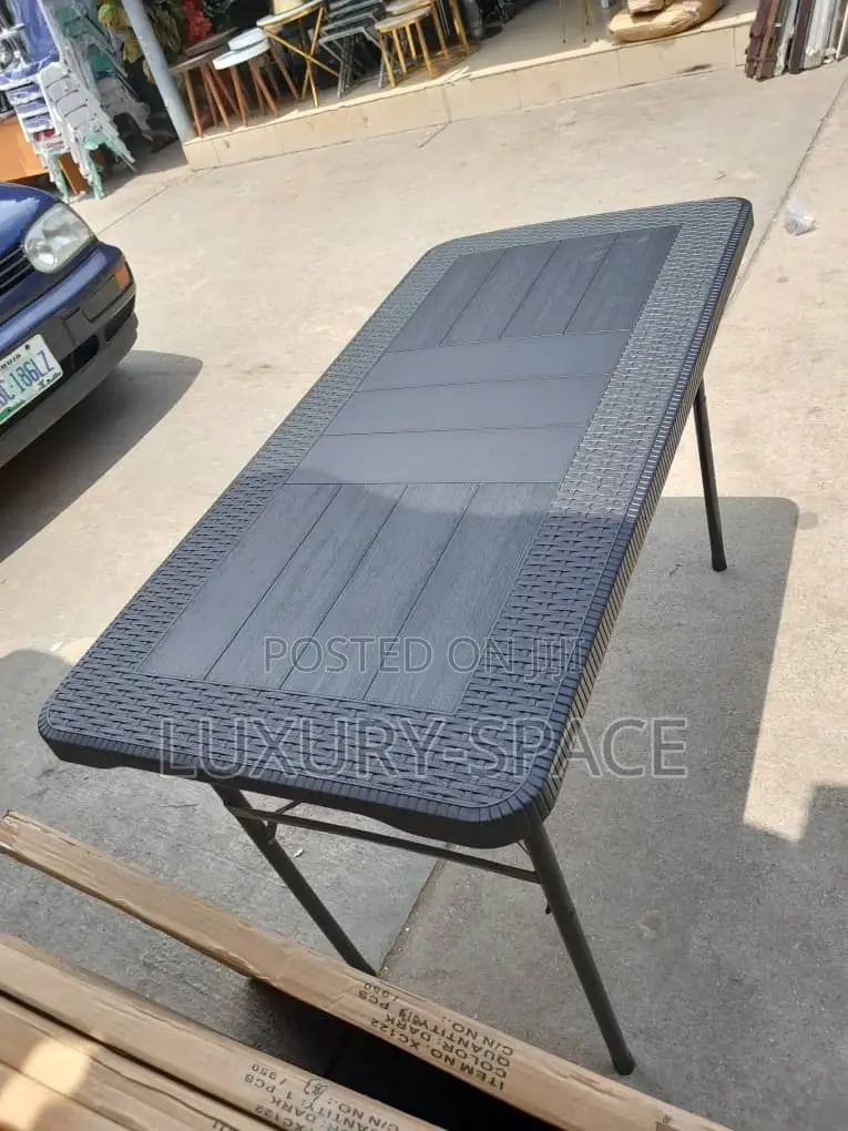Foldable Rectangular Plastic Table 4 Feet