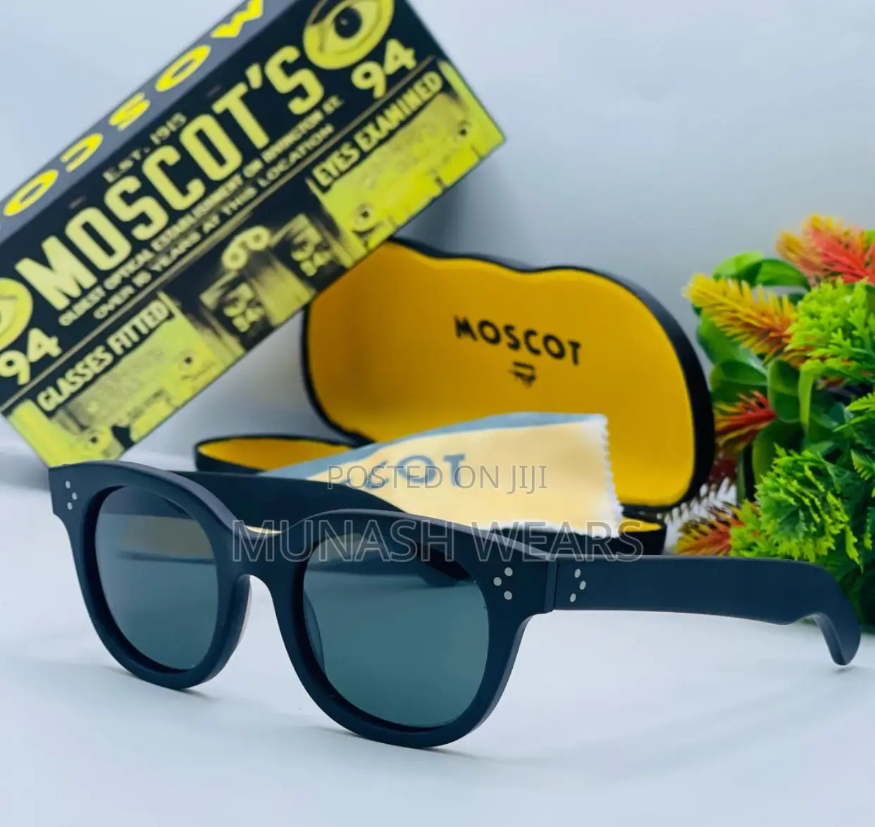Mascot Luxury Glasses