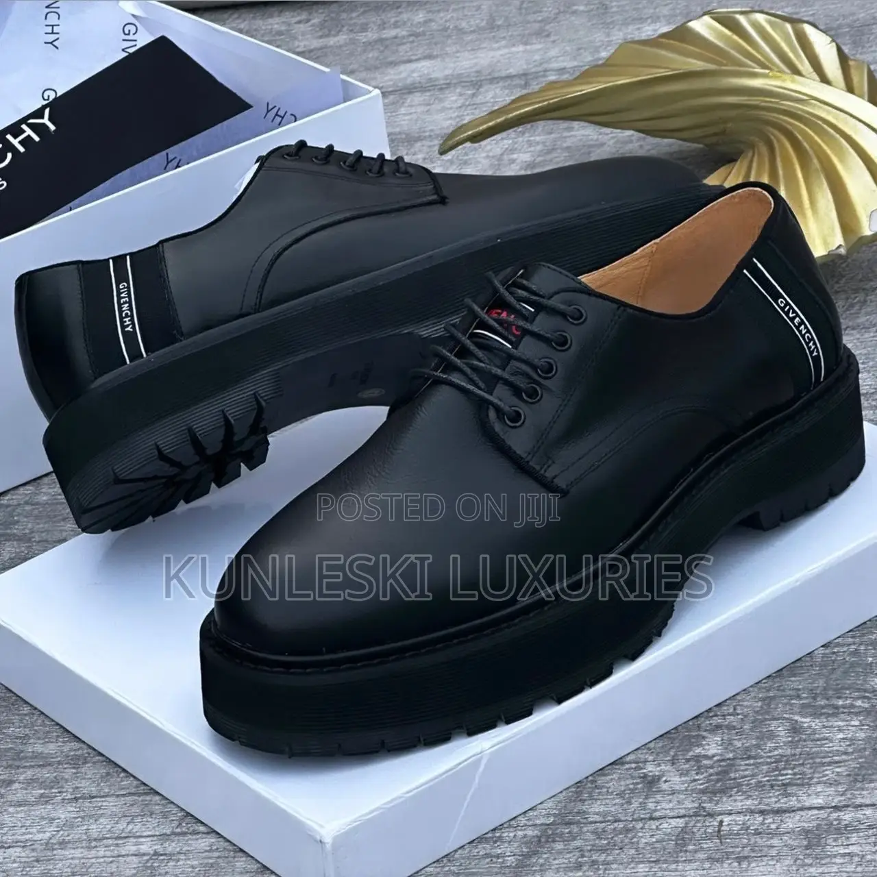Original Givenchy Men Luxury Leather Shoe