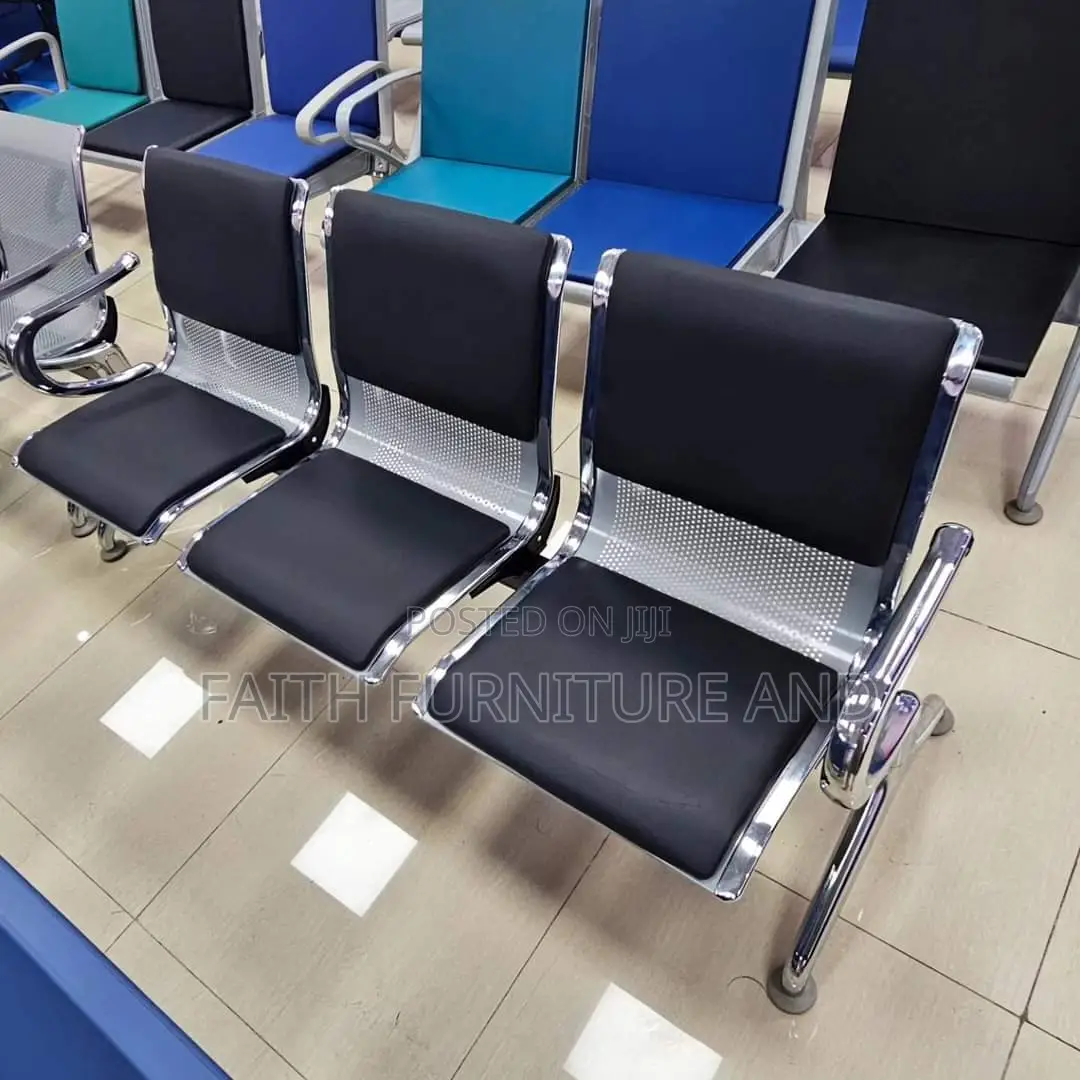 Airport Chair With Pad Plain