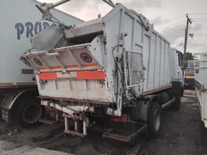 Mercedes Truck Westbill Parker