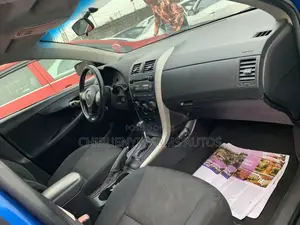 Toyota Corolla 2010 Blue