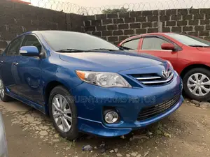 Toyota Corolla 2010 Blue