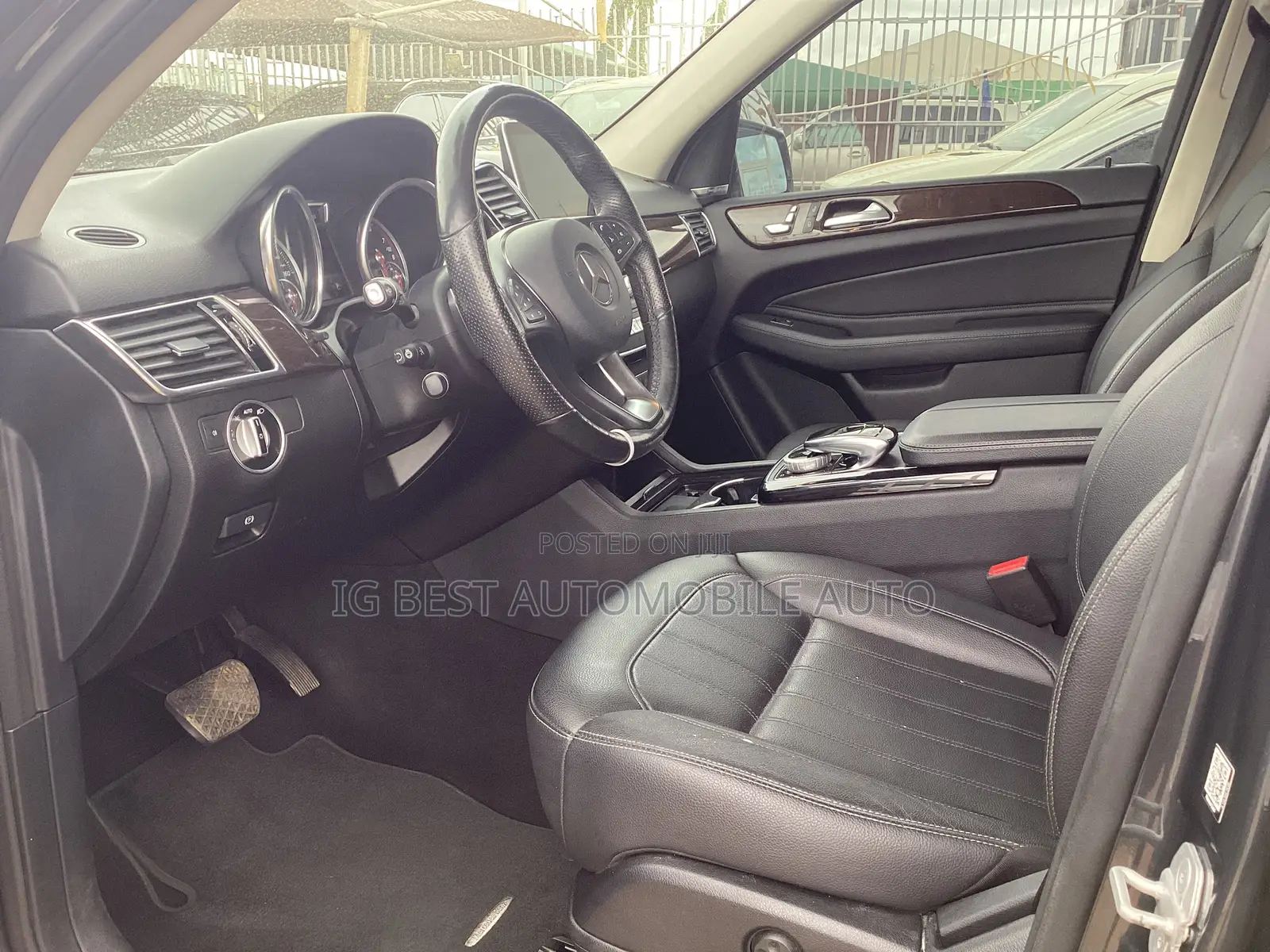 Mercedes-Benz GLE-Class 2016 Beige