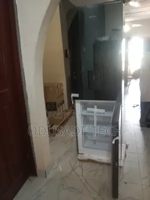 Fast Freezing Hisense 308dr 300l Double Door Refrigerator