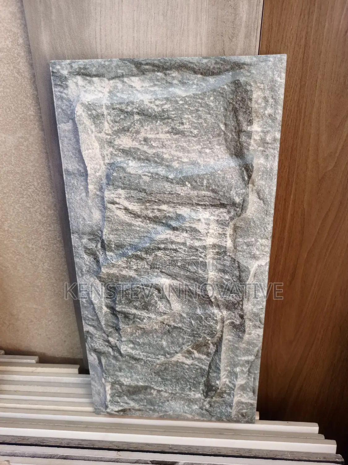 Quality Pillar and Wall Tiles