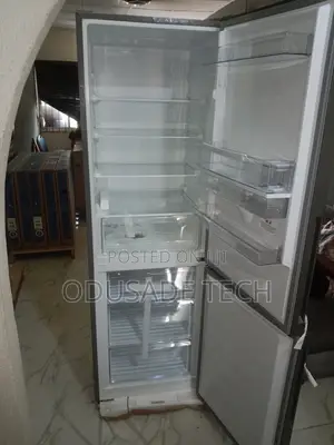 Fast Freezing Hisense 308dr 300l Double Door Refrigerator