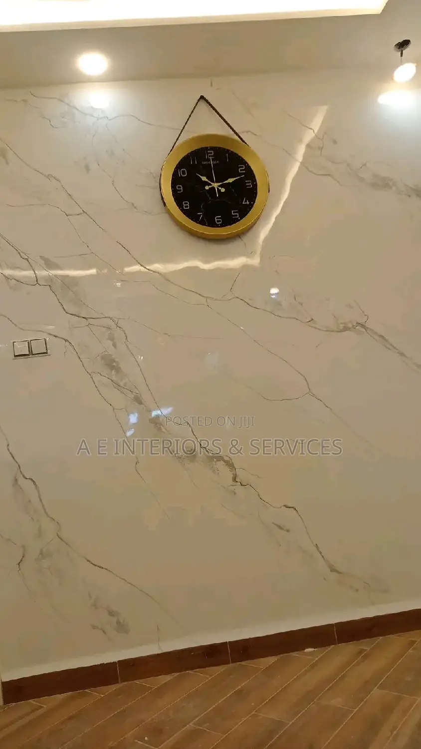 Reflective Mirror Stucco Wall Interior Design