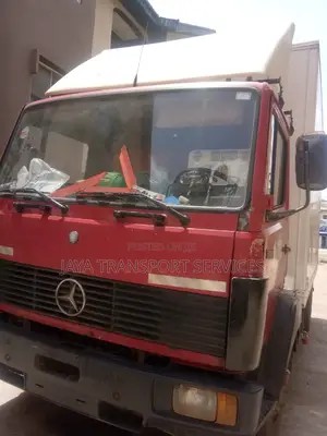 7.5 Tons Truck Available for Interstates Travels.