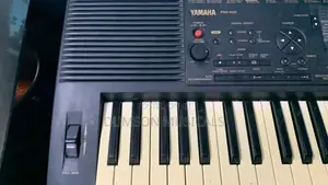 Uk-Used Keyboard PSR-620