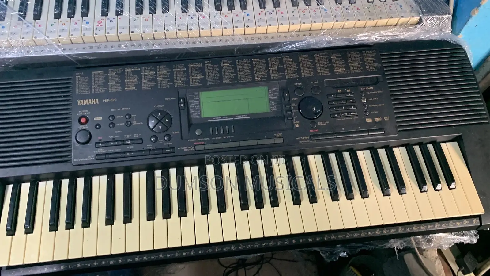 Uk-Used Keyboard PSR-620