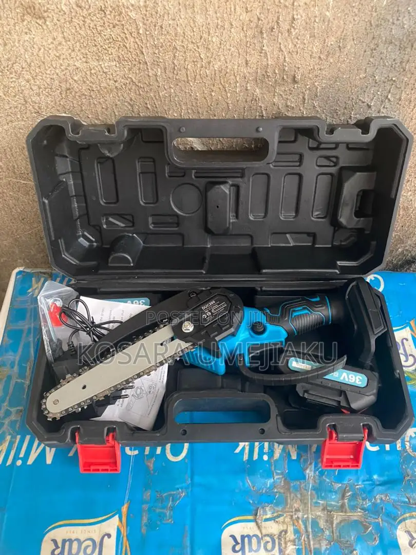 Makita Cordless Chainsaw 36v