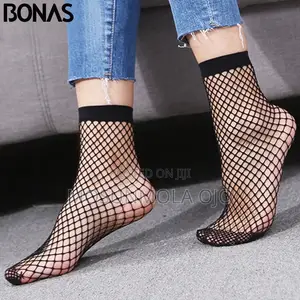 Short Female Breathable Fishnet Socks