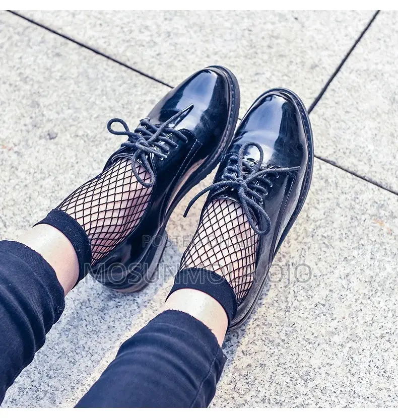 Short Female Breathable Fishnet Socks