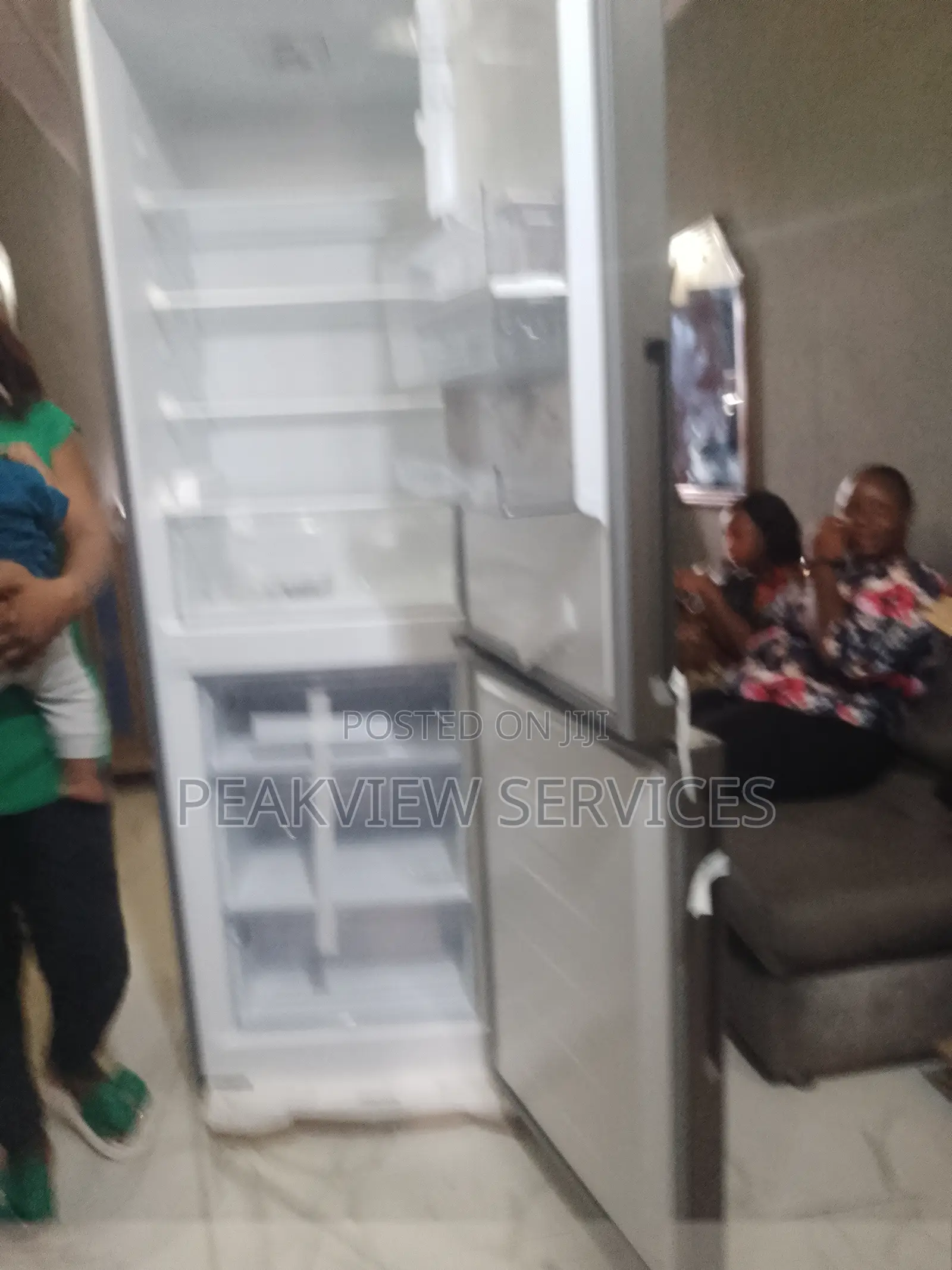 Eco-Friendly Hisense 300lits Bottom Freezer Refrigerator