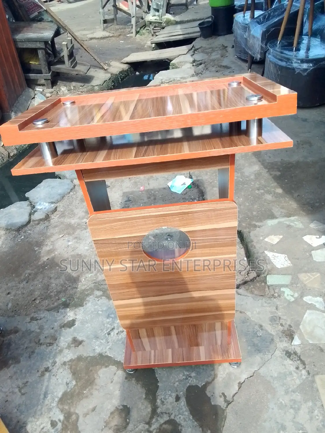 High Quality Modern Wooden Pulpit