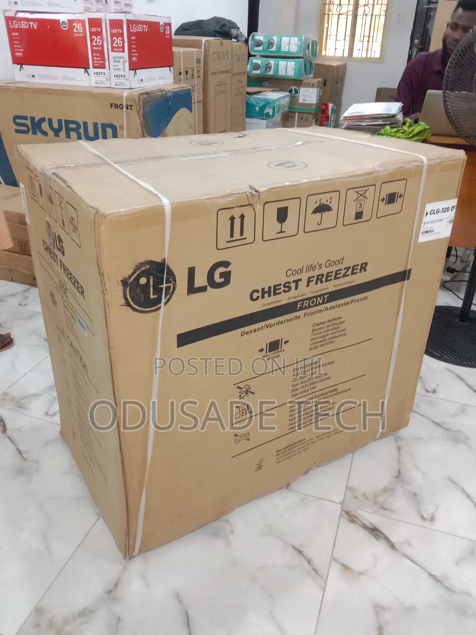 Super Standard CLG 320 200l Chest Freezer