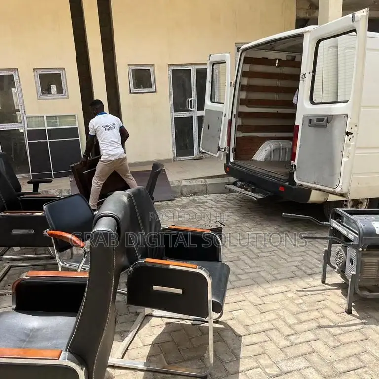 Moving and Relocation Vans Near Me