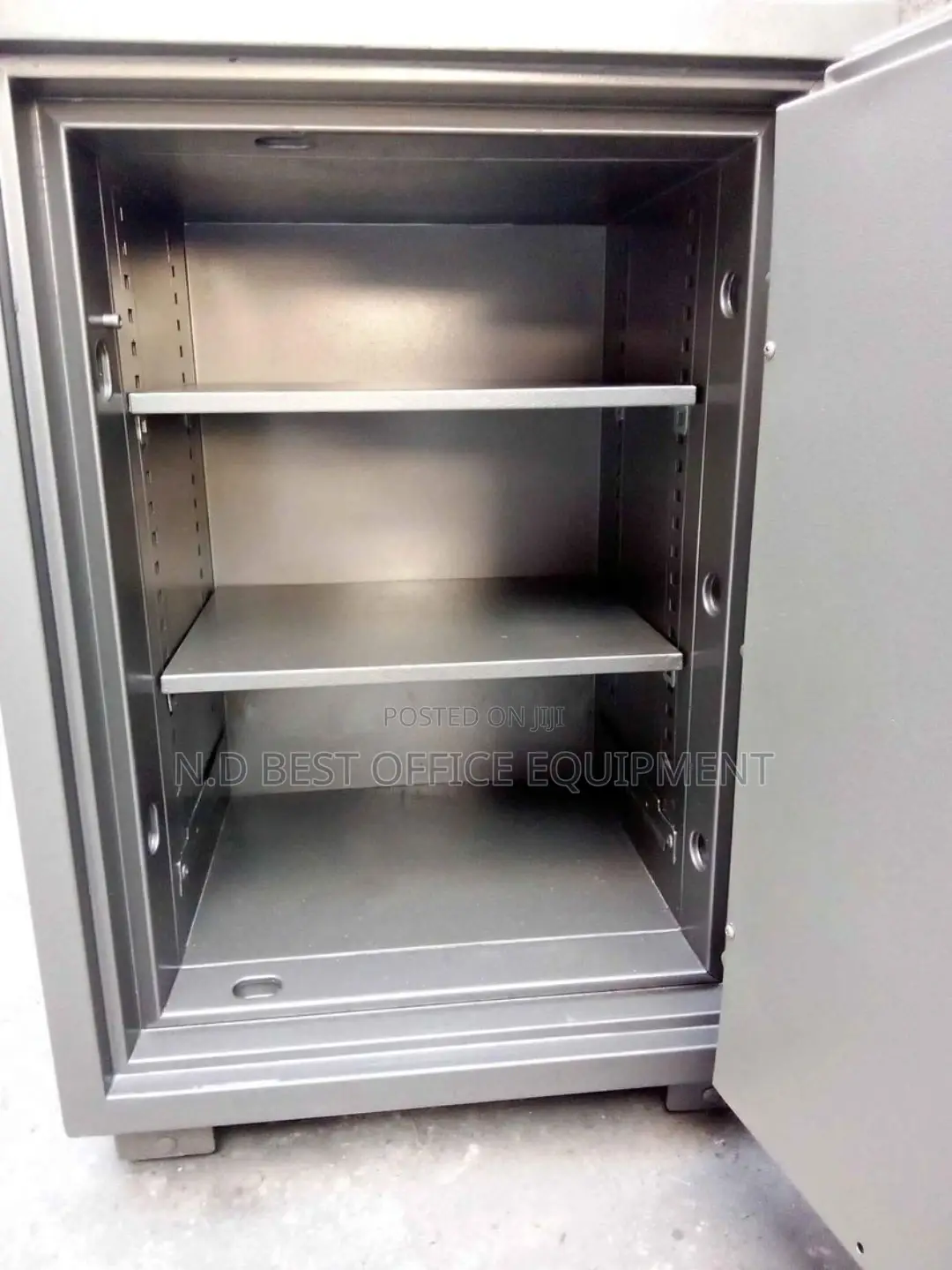 107 Fireproof Safe Cabinets