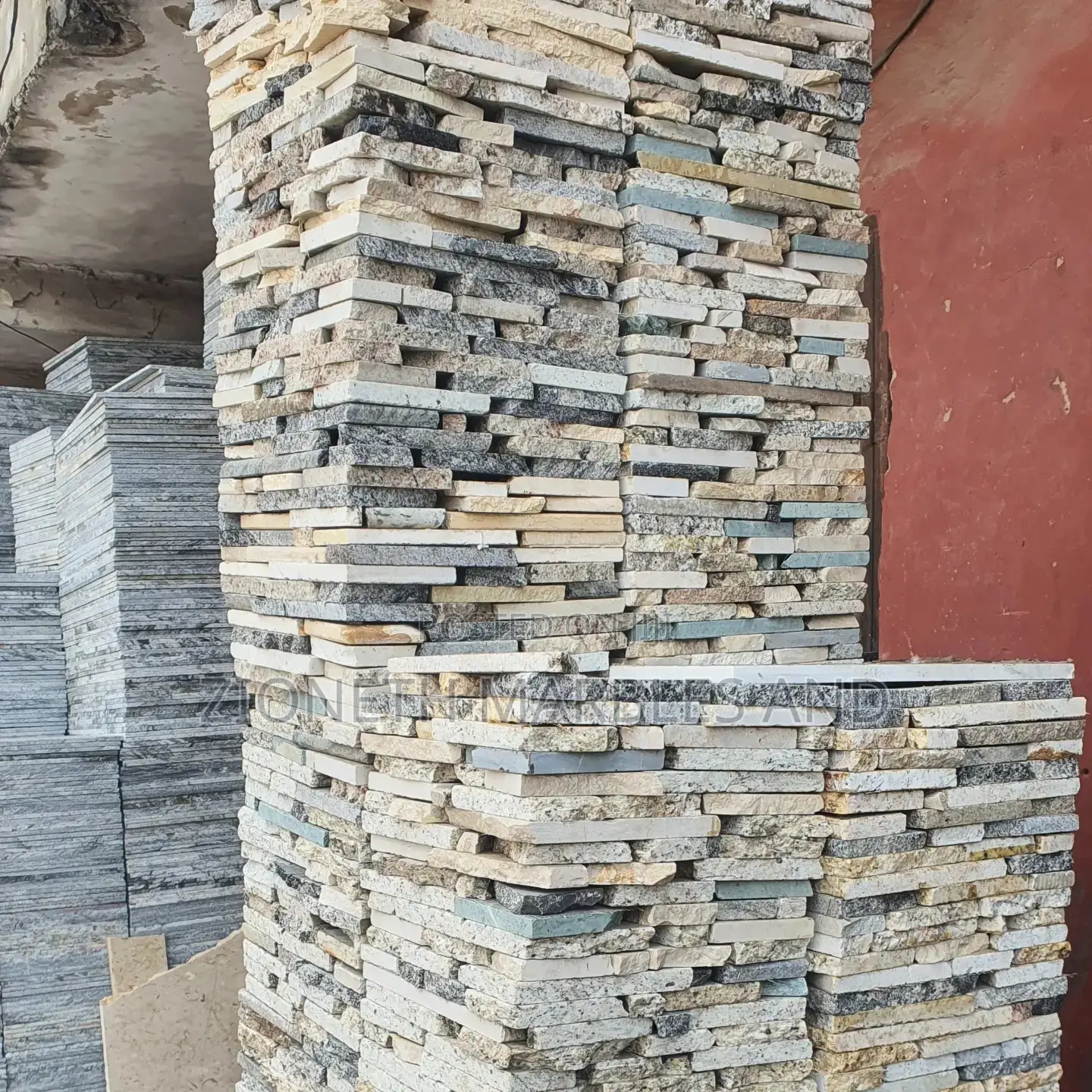 Broken Marble Chips/Palladiana