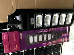 KTJ 4 Eye Street Light