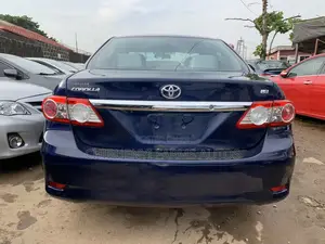 Toyota Corolla 2013 Blue