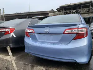 Toyota Camry LE 4dr Sedan (2.5L 4cyl 6A) 2012 Teal