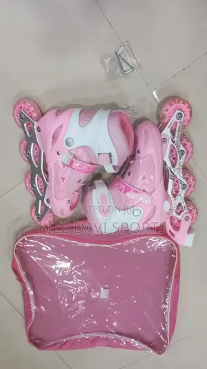 Skating Shoe From Kids Size 33 to 38 Different Type of Color