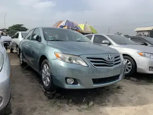 Toyota Camry 2008 Pearl