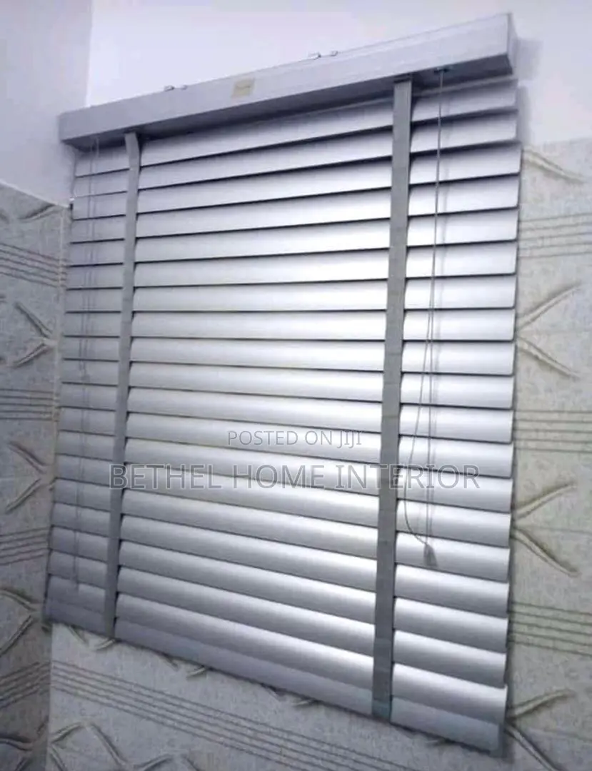 Grey Color Quality Window Blind