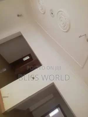 3bdrm Block of Flats in Utako for rent