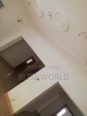 3bdrm Block of Flats in Utako for rent