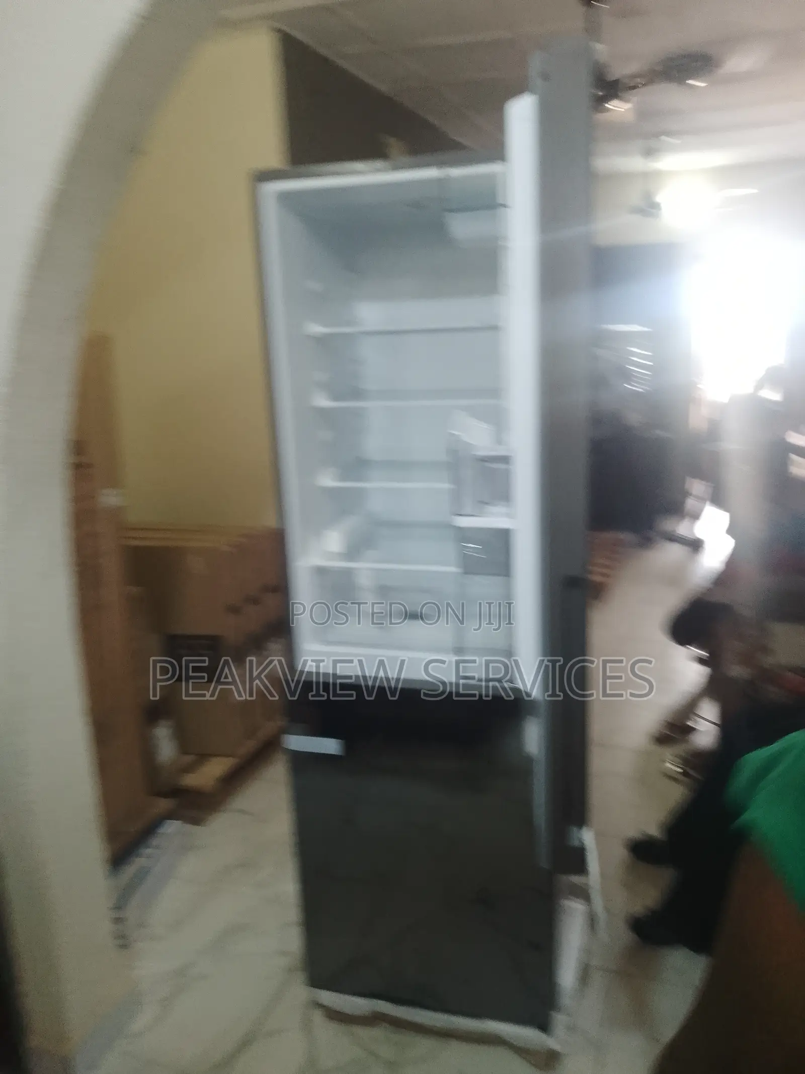 Popular Hisense 300lits Bottom Freezer Refrigerator