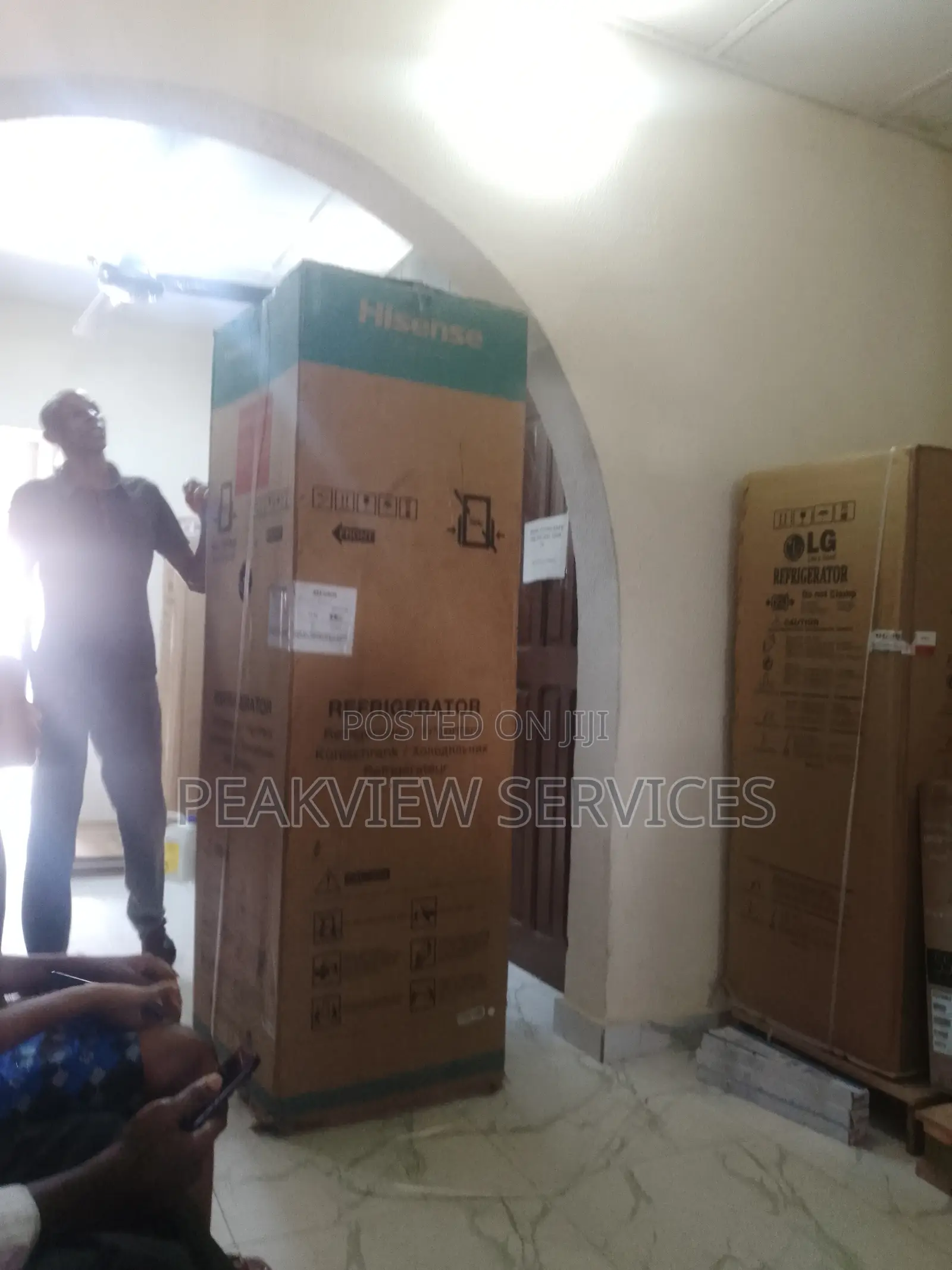 Popular Hisense 308DR Bottom Freezer Refrigerator