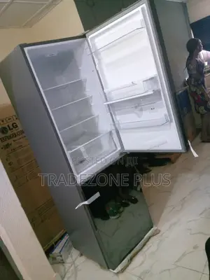 Eco-Friendly Bottom Freezer 305L Hisense Refrigerator