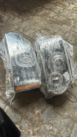 Set of Full Light Range Rover Vogue 2012