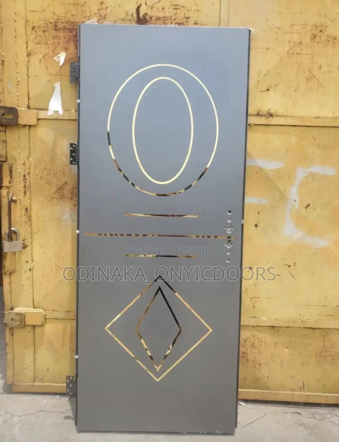 7ft by 3ft Decorative Isreali (Complete With Frame and Key)