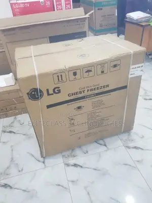 Fast Freezing CLG320 Chest Freezer 300l.