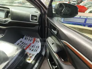 Toyota Highlander 2017 Gray