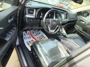 Toyota Highlander 2017 Gray