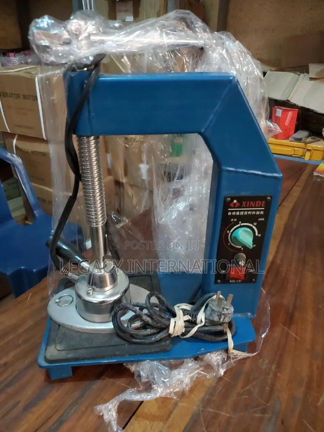 Tube Patcher Machine