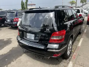 Mercedes-Benz GLK-Class 2010 Black