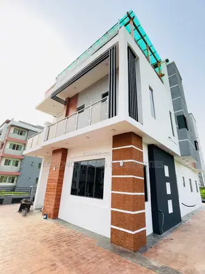 Photo - 3bdrm Duplex in Cityview Estate, Ifo for sale