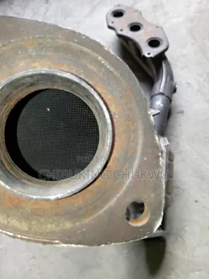 Lexus IS250 2wheel Drive Catalytic Engine Manifold Exhaust.