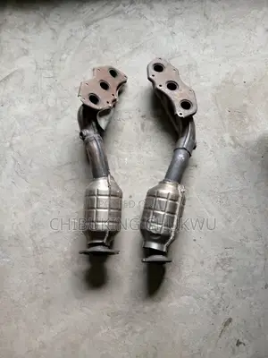Lexus IS250 2wheel Drive Catalytic Engine Manifold Exhaust.