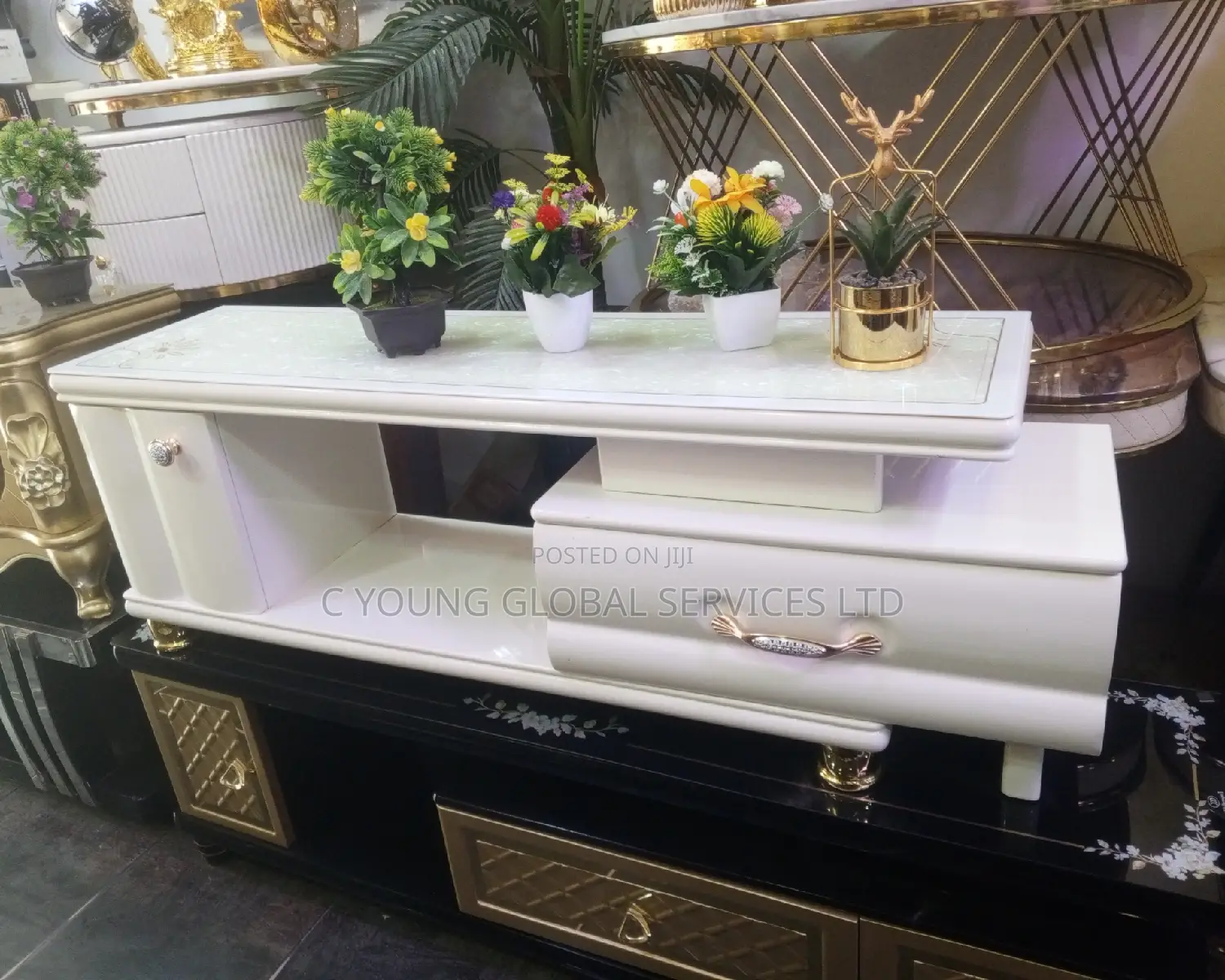 High Quality TV Stand