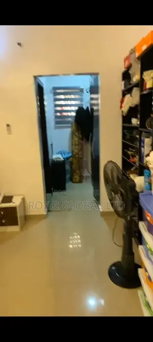 Cleaning 3 Bedroom Apartment