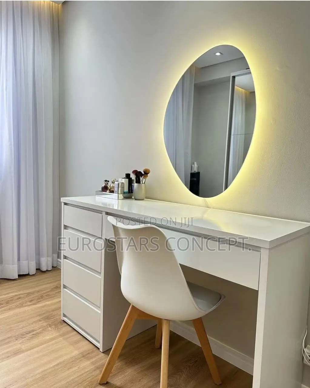 Latest Mirror With LED Lights